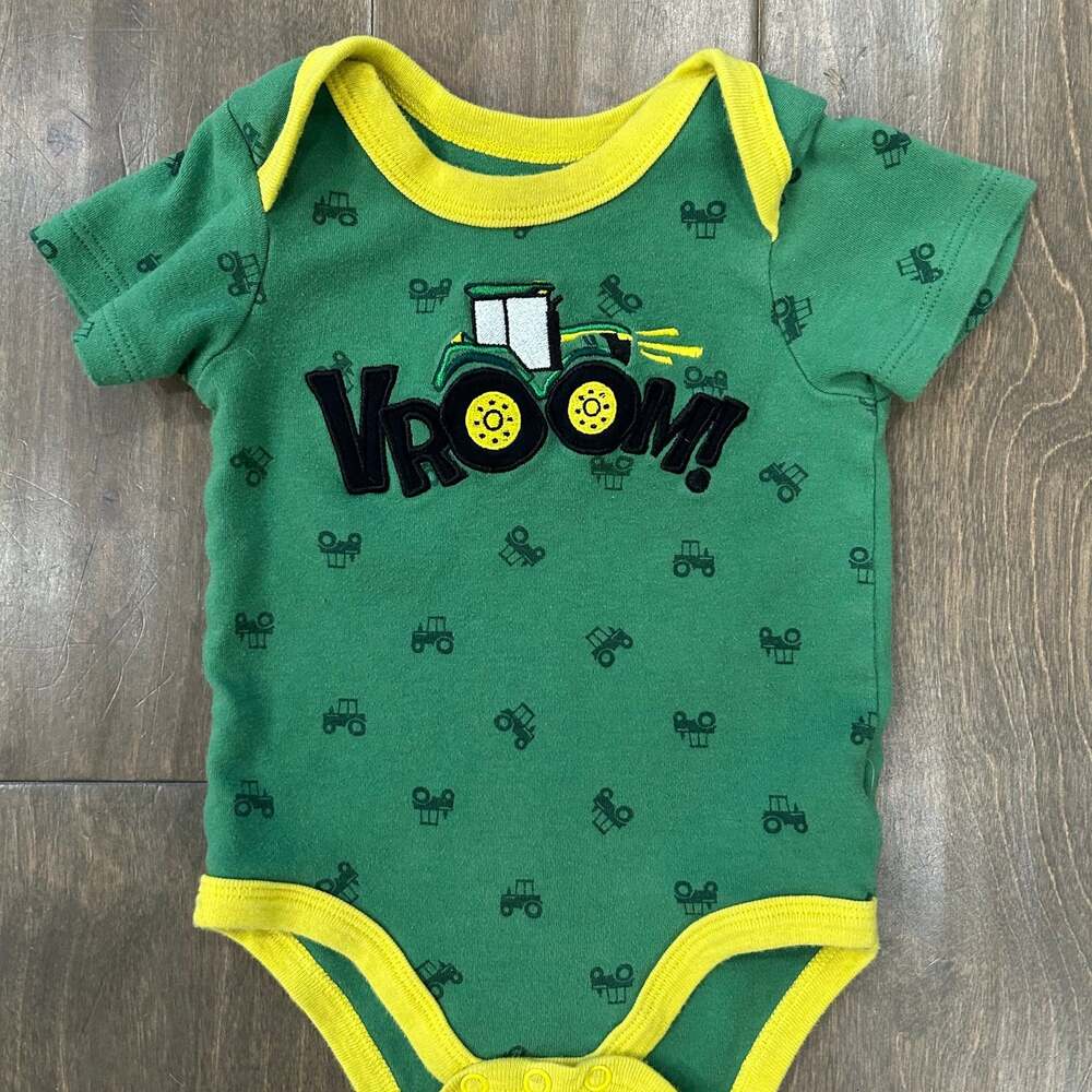 JOHN DEERE VROOM! BODYSHIRT JD GREEN LP85719 – Cruisin' Kids,‎